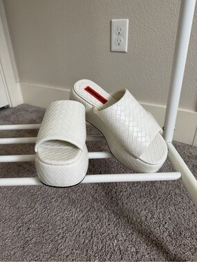 Simon Miller White Woven Platform Slide Sandals